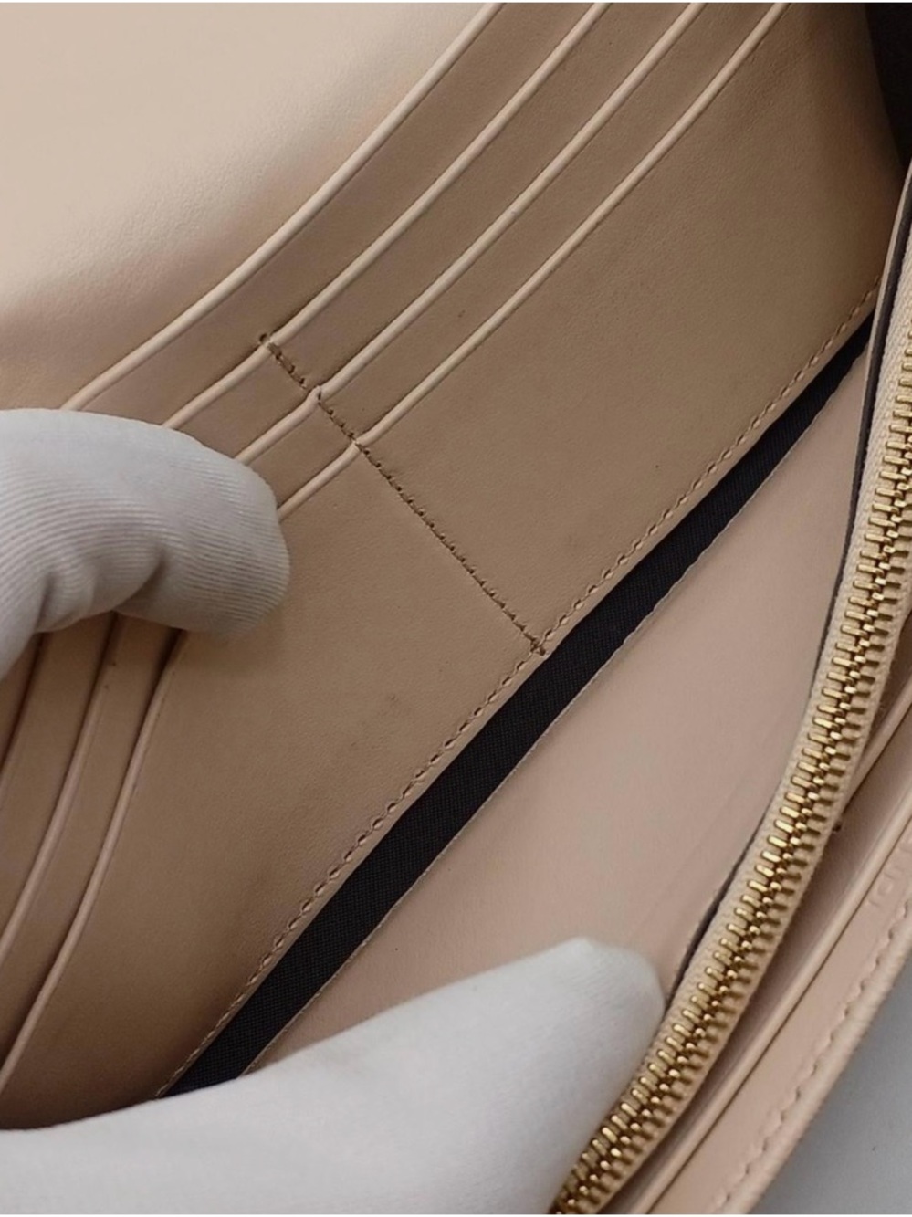 FENDI authentic pink nude leather long Continental wallet - Picture 5 of 11